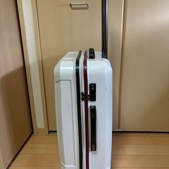 スーツケースの画像