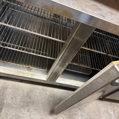 交渉中【ジャンク品】業務用冷蔵庫の画像