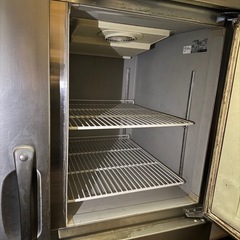 交渉中【ジャンク品】業務用冷蔵庫の画像