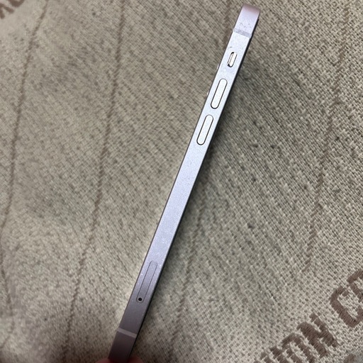 週末セール！】iPhone12White スマートフォン・携帯電話