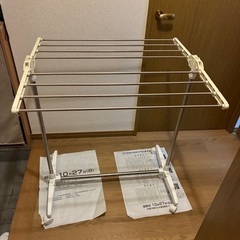 タオル掛けラック（部品割れ2箇所有り）の画像