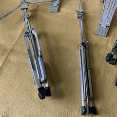 詳細不明　シンバル　椅子　その他　1枚目の画像の物まとめて　動作未確認　現状販売の画像