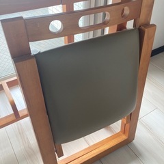 木製デスク&チェアセットの画像