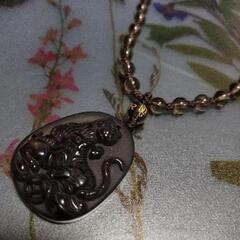アイスオブシディアン⚜️虎☆寅🔸マクラメ編み☆ペンダント A-M1の画像