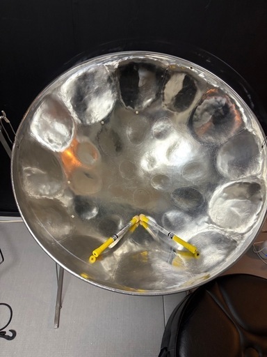 スティールパン（ローテナーパン）&ケース＋スタンド、譜面台、マレット、台車セット