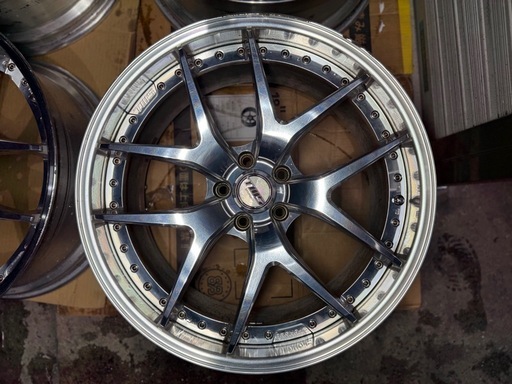 TWS 205S Concave 20インチ9J＋31 pcd112 5穴　アウディ　ベンツなど　work SSR BBS