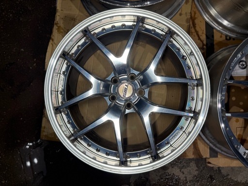 TWS 205S Concave 20インチ9J＋31 pcd112 5穴　アウディ　ベンツなど　work SSR BBS