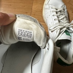 adidas ゴルフシューズの画像