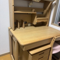 子供勉強机の画像