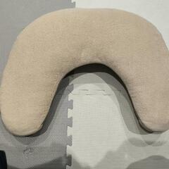 エールベベ　授乳枕の画像