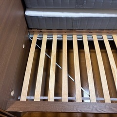 イケア　IKEA MALM クイーンサイズ　すのこベッドフレームの画像
