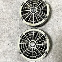 空調服 18V専用ワンタッチファン 4個　BT23211バッテリー2個　中古セットの画像