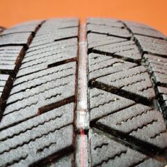 【BS BLIZZAK VRX3 155/65R14】スタッドレス【ダイハツ 純正ホイール 14インチ 4.5J4HPCD100】22年製 バリ溝 タント ムーヴ等　(KTM368)の画像