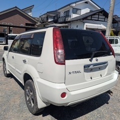 日産　エクストレイル　4wdの画像