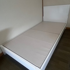 ベッドフレーム