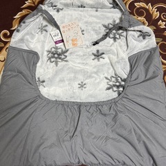 新品、未使用　ウォーム　だっこ紐　ブランケット　防寒ケープ
