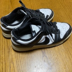 ナイキ　ダンク　パンダ28.5cm の画像