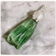 ꒰ANNA SUI꒱Secret Wishオードトワレ30ml 香水 優しい香りの画像