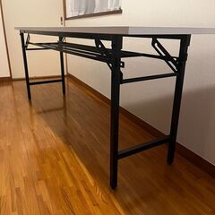 【超美品】オフィス用品 折りたたみテーブル 棚付き 千葉市・四街道市の方は無料で配送します　の画像