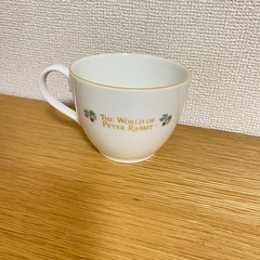 ピーターラビット　カップの画像