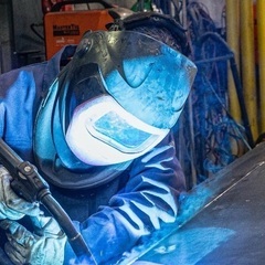 大手建機メーカーの半自動溶接工募集！！の画像