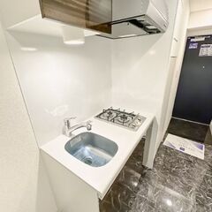 🤩三軒茶屋駅・破格の初期費用🤩バス・トイレ別  室内洗濯機置き場  エアコン  オートロック 建物設備 エレベーター / 駐輪場 / 宅配BOX / 敷地内ごみ置き場 キッチン システムキッチン セキュリティ モニタ付インターホン / 防犯カメラ バス・トイレ 専用バス / 浴室乾燥機 その他 フローリング − 東京都