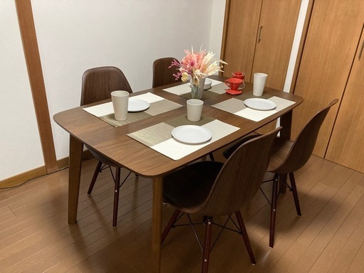 【引渡予定者決定済み】ダイニングテーブルセット