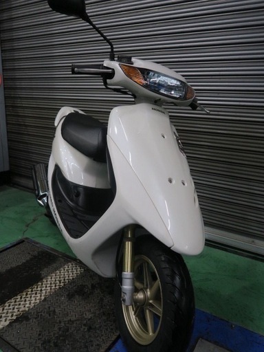 ライブディオZX パール白AF35 絶版2スト下取入荷車 (y.t) 和泉