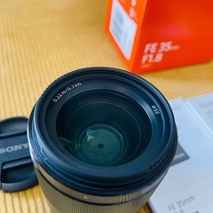 ソニーカメラ用レンズ (FE 35mm F1.8)の画像