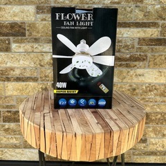 ✨新品未使用③✨LEDシーリングファンライト ホワイト 白 コンパクトサイズ 扇風機　シンプル　モダン　おしゃれ　スタイリッシュの画像