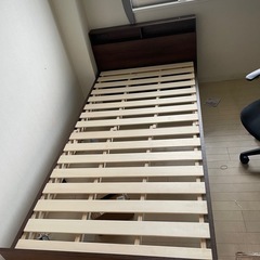 ベッド