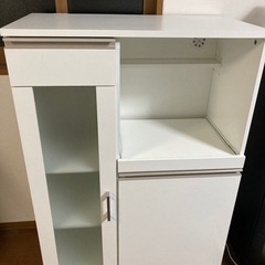 食器棚　組み立て式　白　可動棚