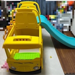 バス滑り台　大型遊具　アスレチック室内遊具　子供