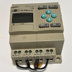 中古　オムロン製　シーケンサー　２ オムロン シーケンサー3G2S6-CPU13 中古一式 送料無料，SALE