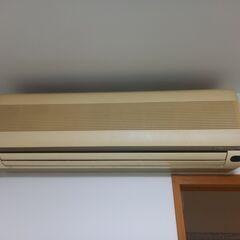 1993年製の東芝のエアコンの写真を下さい。