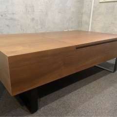 センターテーブルの画像