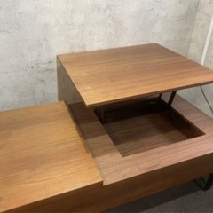 センターテーブルの画像