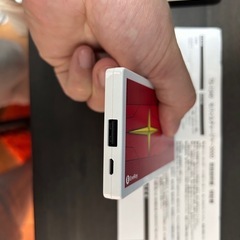 ガンダムモバイルバッテリーの画像