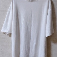 ホワイトTシャツ