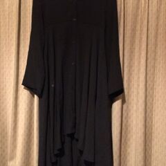 ブラック黒なのに　誤ってキッチンハイターで色が抜けてしまった　ド...