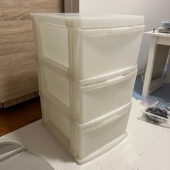 プラスチックケース3段　白　ストッパー付き