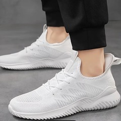 白スニーカー
の画像