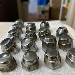 ホイールナットの画像