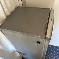 Panasonic ノンフロン冷凍冷蔵庫 NR-B173W-S（2010年製）の画像