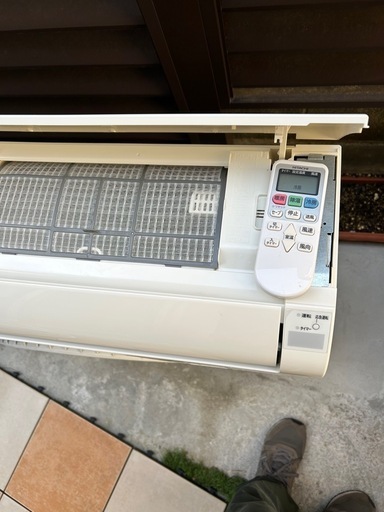 ルームエアコン HITACHI RAS-AJ22K(w) 2020年製