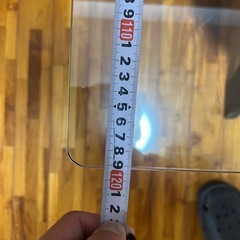 ガラステーブルの画像