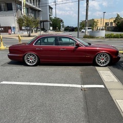 希少ワインレッド　ジャガー　XJ  