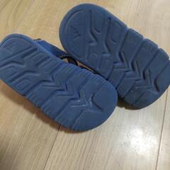 お話中！17cm　アディダス　サンダルの画像