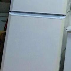 単身用冷蔵庫　100L