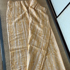 レトロなカーテンの画像